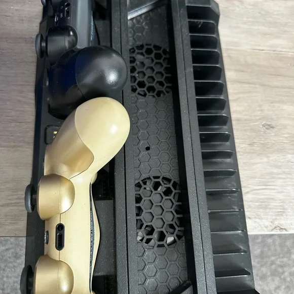 Sony PlayStation 4 Console with Games and 2 controllers - Black